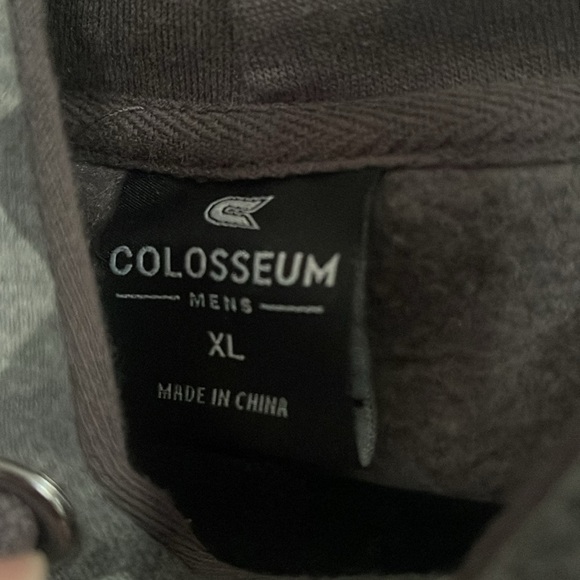Colosseum Michigan state hoodie - Picture 3 of 4